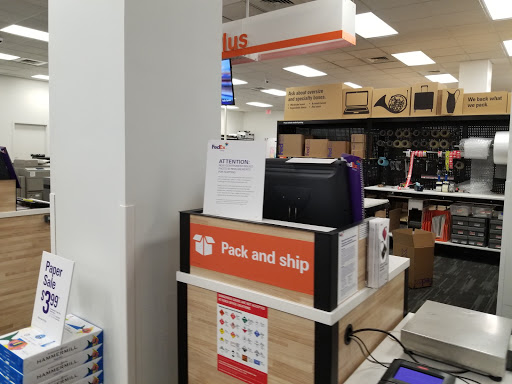 Print Shop «FedEx Office Print & Ship Center», reviews and photos, 4717 Sharon Rd #1a, Charlotte, NC 28210, USA