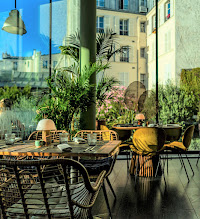 Photos du propriétaire du Restaurant méditerranéen SOLIS Bar & Restaurant à Paris - n°1