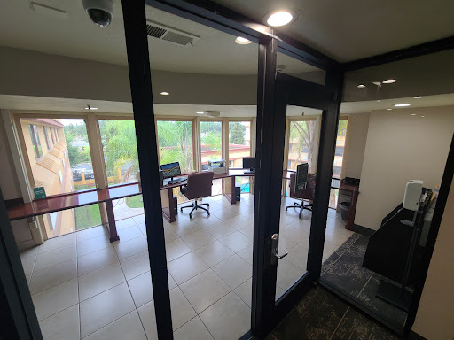 Hotel «Holiday Inn Express Union City», reviews and photos