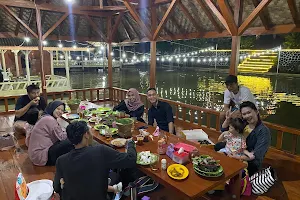 Mulyasari Ikan Bakar Restaurant image