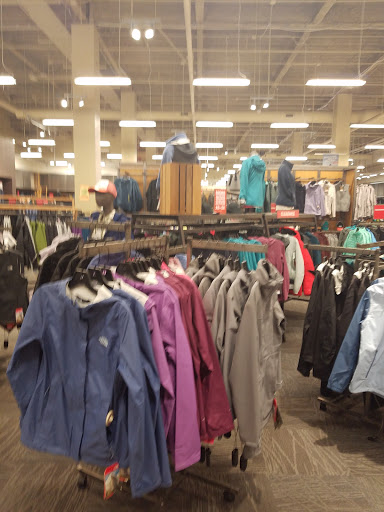 Camping Store «REI», reviews and photos, 49 Fitzgerald Street, Yonkers, NY 10710, USA