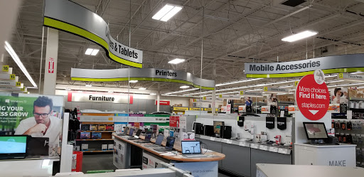 Office Supply Store «Staples», reviews and photos, 371 Putnam Pike #230, Smithfield, RI 02917, USA