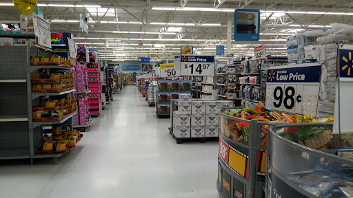 Discount Store «Walmart», reviews and photos, 6594 Mayfield Rd, Mayfield Heights, OH 44124, USA