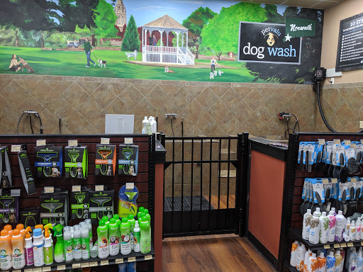 Pet Store «Pet Valu», reviews and photos, 55 Westport Ave, Norwalk, CT 06851, USA