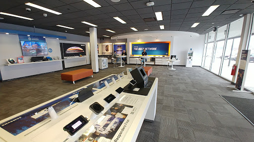 Cell Phone Store «AT&T», reviews and photos, 2001 E Greyhound Pass #6, Carmel, IN 46033, USA