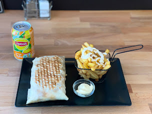 Photo n°87 de O’kebab à Marseille-en-Beauvaisis ()