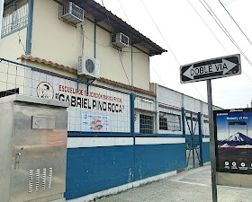 Escuela "Gabriel Pino Roca"