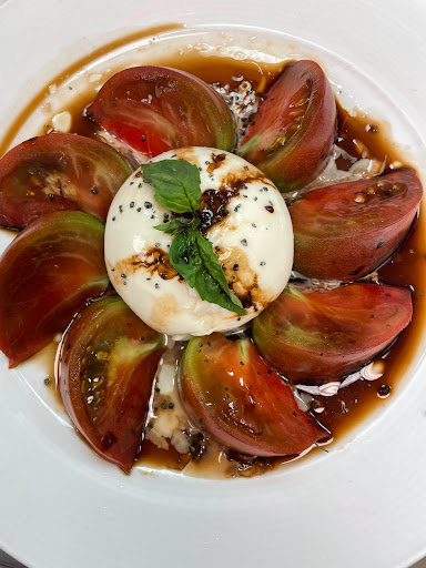 Bar «Meridian Restaurant & Bar», reviews and photos, 5694 N Meridian St, Indianapolis, IN 46208, USA