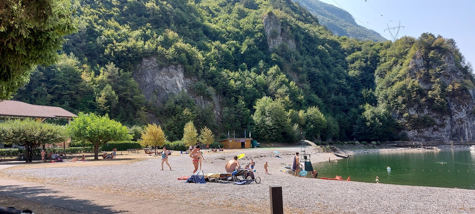 Fotografija Spiaggia di Camping Miralago udobje območja