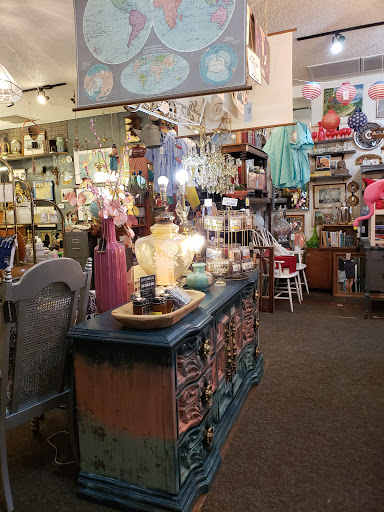 Furniture Store «Old Flamingo», reviews and photos, 3474 S 2300 E, Salt Lake City, UT 84109, USA