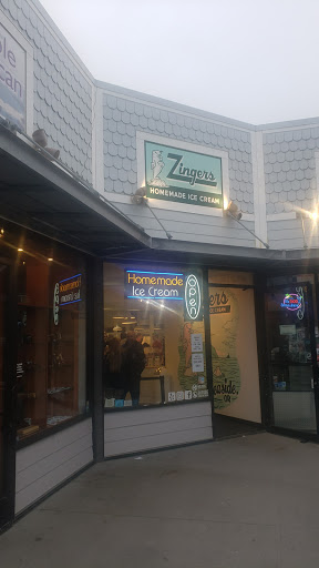 Ice Cream Shop «Zingers Homemade Ice Cream», reviews and photos, 210 Broadway St, Seaside, OR 97138, USA