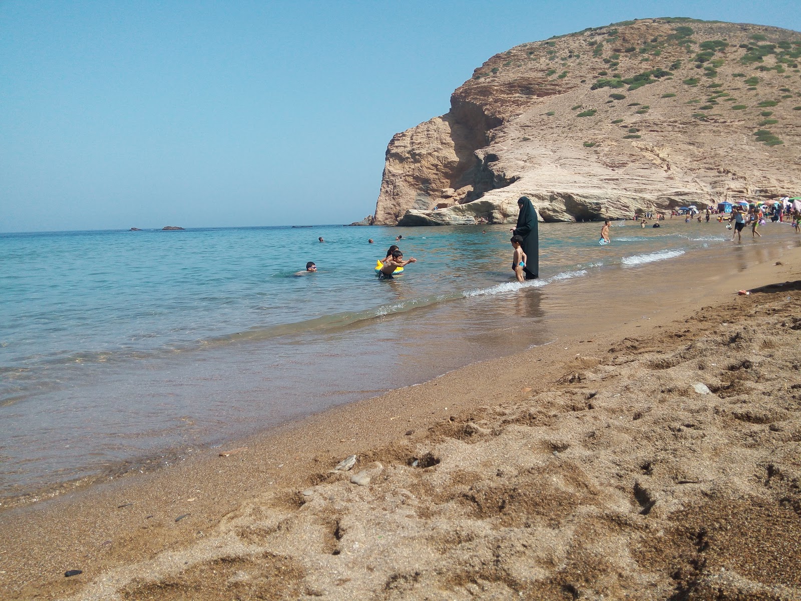Ourdania Plage'in fotoğrafı geniş ile birlikte