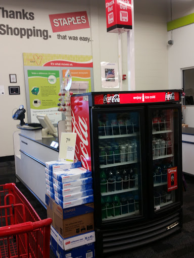 Office Supply Store «Staples», reviews and photos, 7910 Gall Blvd, Zephyrhills, FL 33541, USA