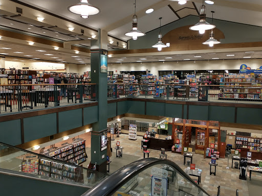 Book Store «Barnes & Noble», reviews and photos, 102 Dorset St, South Burlington, VT 05403, USA