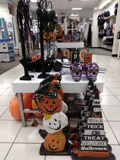 Department Store «JCPenney», reviews and photos, 555 E Shaw Ave, Fresno, CA 93710, USA