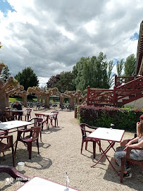 Atmosphère du Restaurant français Le Bungalow à Vichy - n°11