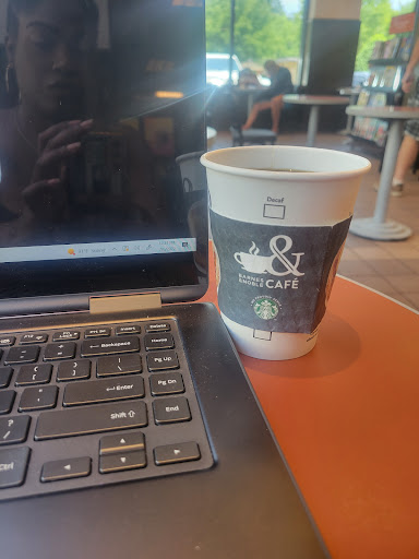 Book Store «Barnes & Noble Booksellers Crabtree Mall», reviews and photos, 4325 Glenwood Ave, Raleigh, NC 27612, USA