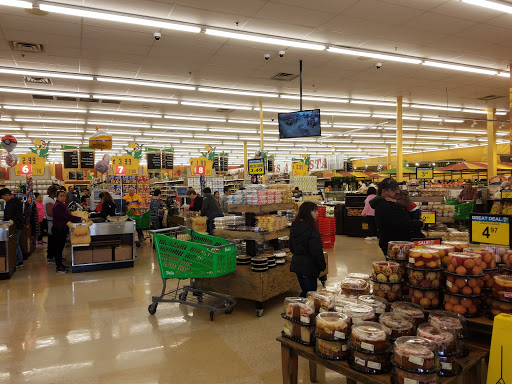 Grocery Store «Fiesta Mart Inc», reviews and photos, 275 NE 28th St, Ft Worth, TX 76106, USA