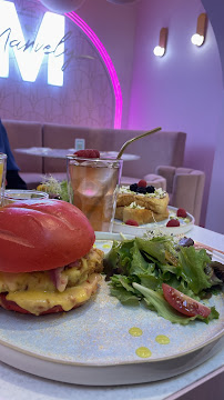 Hamburger végétarien du Restaurant brunch MARVELY à Paris - n°4