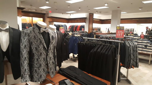 Department Store «Lord & Taylor», reviews and photos, 27650 Novi Road, Novi, MI 48377, USA