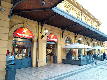 McDonald,s - Piazza Dante Alighieri, 41121 Modena MO, Italy