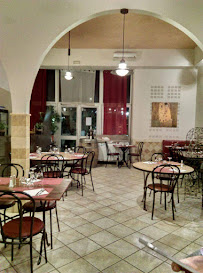 Atmosphère du Restaurant Bistrot du Roubian à Tarascon - n°3