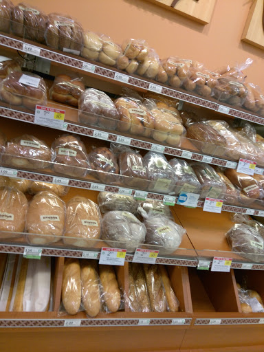 Supermarket «Publix Super Market at Town Park», reviews and photos, 12231 E Colonial Dr, Orlando, FL 32826, USA