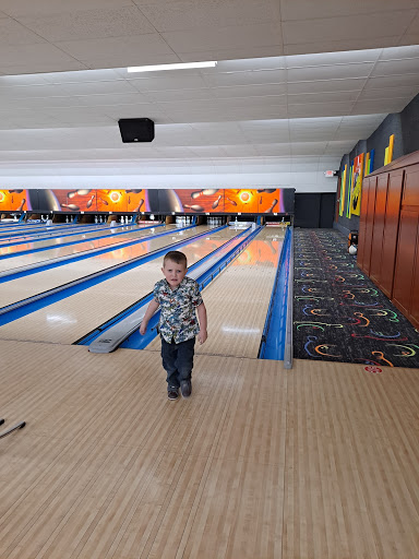 Bowling Alley «The Bowling Alley», reviews and photos, 1535 N Detroit St, Warsaw, IN 46580, USA