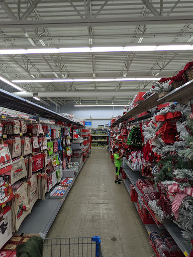 Discount Store «Walmart», reviews and photos, 44575 Mound Rd, Sterling Heights, MI 48314, USA