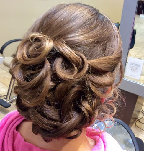 Beauty Salon «Elle Salon & Spa», reviews and photos, 471 W Main St, Cheshire, CT 06410, USA