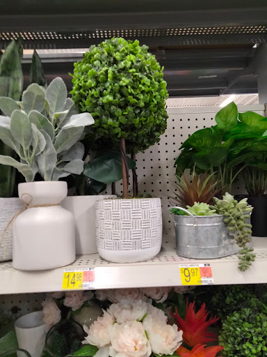 Department Store «Walmart Supercenter», reviews and photos, 3115 Edgar Brown Dr, West Orange, TX 77630, USA