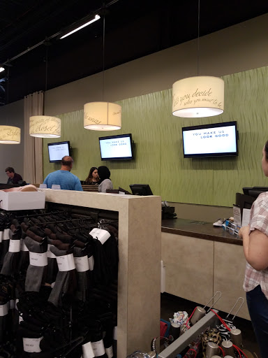 Shoe Store «DSW Designer Shoe Warehouse», reviews and photos, 95 NJ-23, Wayne, NJ 07470, USA