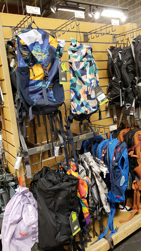 Camping Store «REI», reviews and photos, 63 W Aylesbury Rd, Timonium, MD 21093, USA