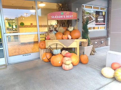 Grocery Store «The Fresh Market», reviews and photos, 1378 Hendersonville Rd H, Asheville, NC 28803, USA