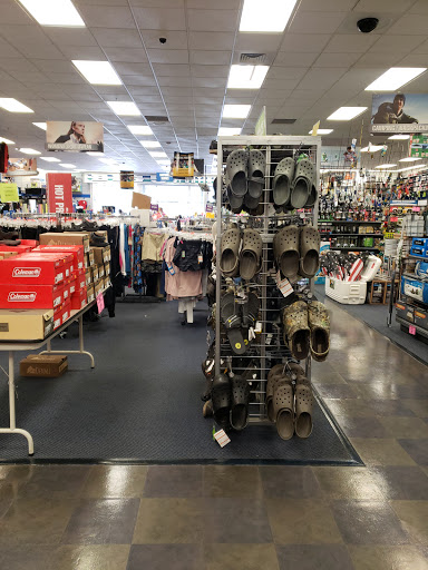 Sporting Goods Store «Big 5 Sporting Goods», reviews and photos, 1401 E 120th Ave, Thornton, CO 80233, USA