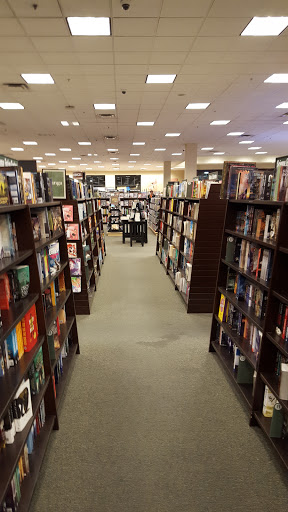 Book Store «Barnes & Noble», reviews and photos, 6501 Grape Rd #1200, Mishawaka, IN 46545, USA