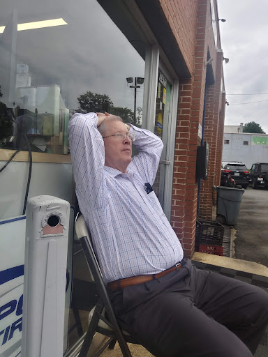 Auto Repair Shop «Cherrydale Motors», reviews and photos, 3412 Lee Hwy, Arlington, VA 22207, USA