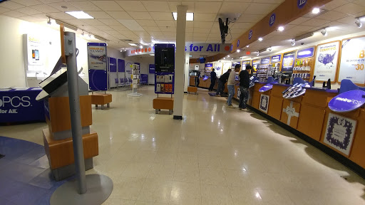 Cell Phone Store «MetroPCS Corporate Store», reviews and photos, 282 NJ-18, East Brunswick, NJ 08816, USA