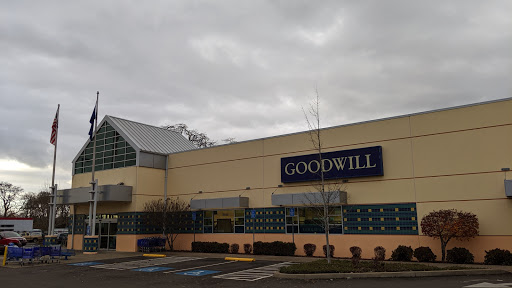 Goodwill, 1605 Pacific Blvd SE, Albany, OR 97321, Thrift Store