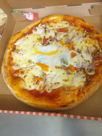 Plats et boissons du Pizzeria WELCOME PIZZA à Montgeron - n°4