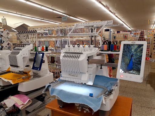 Vacuum Cleaner Store «35th Avenue Sew & Vac», reviews and photos, 3548 W Northern Ave, Phoenix, AZ 85051, USA