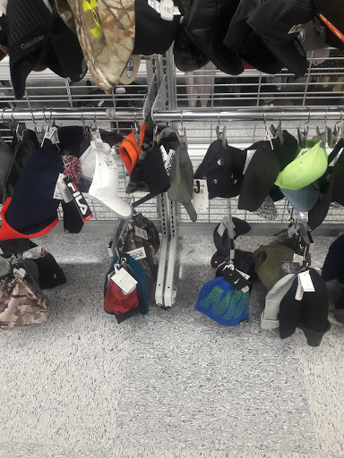 Clothing Store «Ross Dress for Less», reviews and photos, 10700 MacArthur Blvd, Oakland, CA 94605, USA