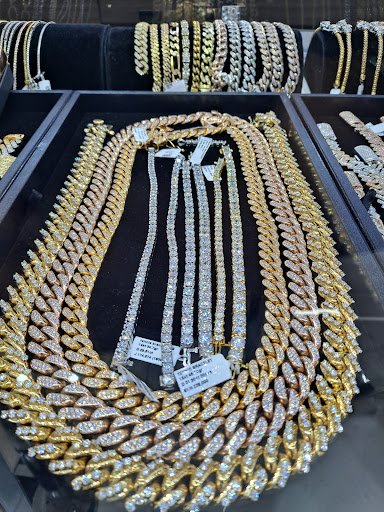 Jeweler «French Jewelry Renee De Paris Incorporated», reviews and photos, 6608 Collins Ave, Miami Beach, FL 33141, USA