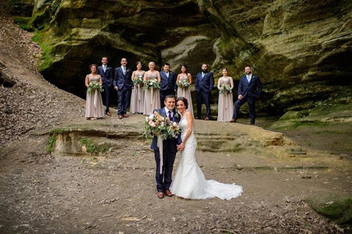 Bridal Shop «Bella Sposa Bridal Boutique», reviews and photos, 9524 179th St, Tinley Park, IL 60487, USA