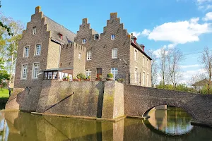 Burg Redinghoven image