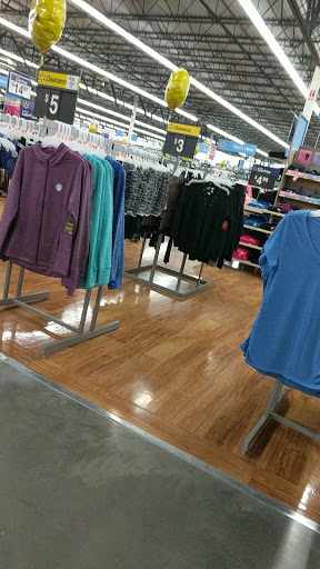 Supermarket «Walmart Supercenter», reviews and photos, 612 E Main St, Hohenwald, TN 38462, USA