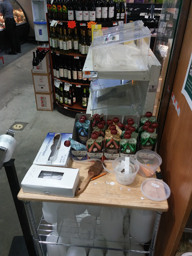 General Store «Harvest Co-Op Markets», reviews and photos, 3815 Washington St, Jamaica Plain, MA 02130, USA