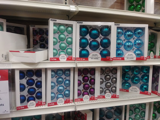 Shopping Mall «Pinole Vista Shopping Center», reviews and photos, 1440 Fitzgerald Dr, Pinole, CA 94564, USA