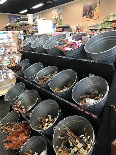 Pet Supply Store «Pet Pros Puyallup», reviews and photos, 5614 176th St E, Puyallup, WA 98375, USA