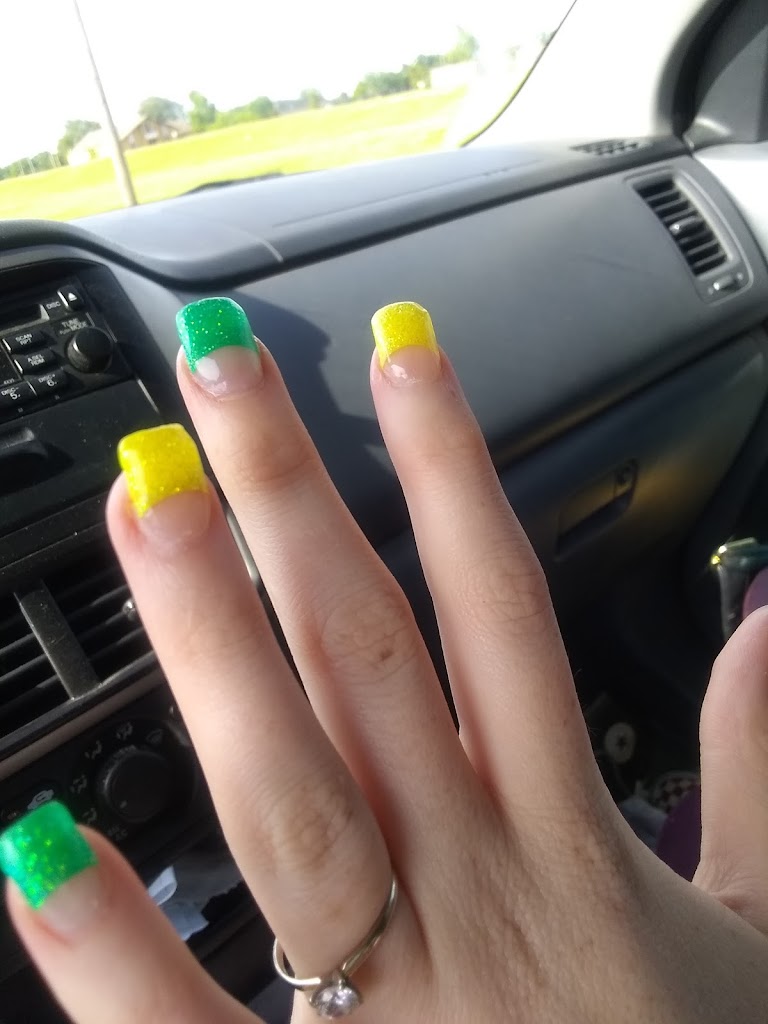 L a Nails 74112